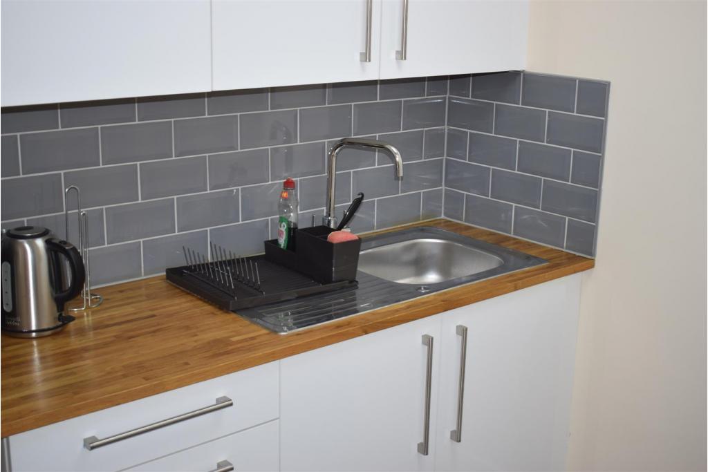 Beaufort Court - Office Unit for Rent, Canary Wharf, London E14 9XL