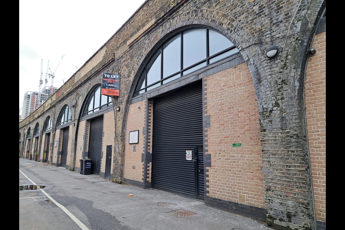 13-23 Almond Rd Railway Arch - Warehouse Space for Rent, Southwark, London SE16 3LR