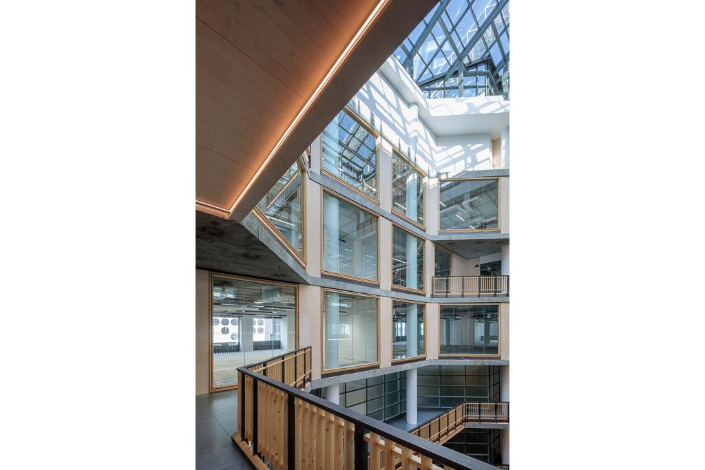 1 Clove Cres - Export Building at Republic - Office Space for Rent, London E14 2BH