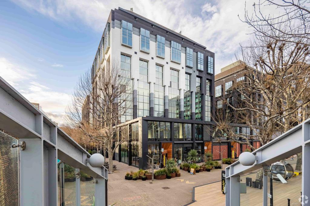 1 Clove Cres - Export Building at Republic - Office Space for Rent, London E14 2BH