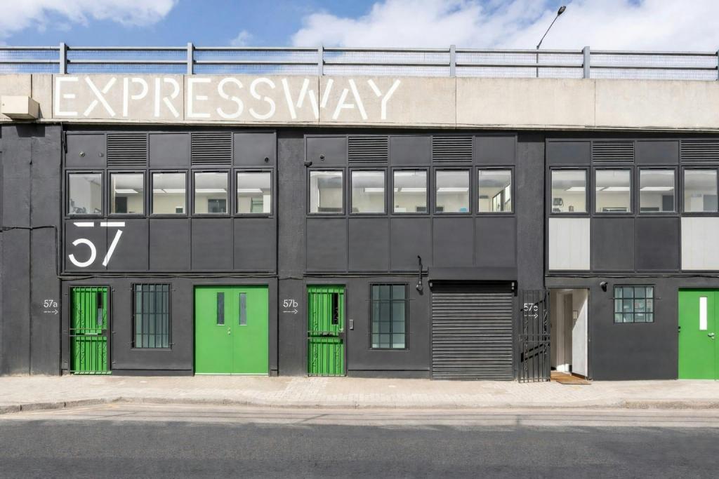 1 Dock Rd - Expressway Office Space for Rent, London E16 1AH