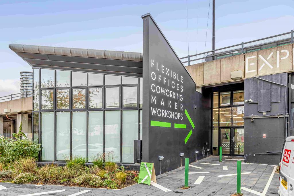 1 Dock Rd - Expressway Office Space for Rent, London E16 1AH