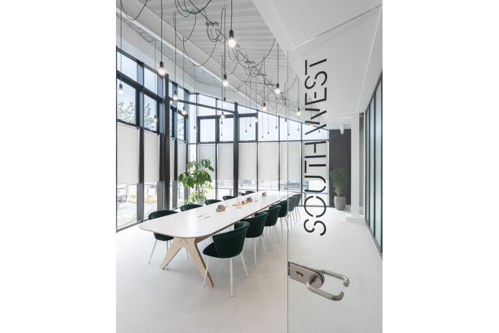 1 Dock Rd - Expressway Office Space for Rent, London E16 1AH