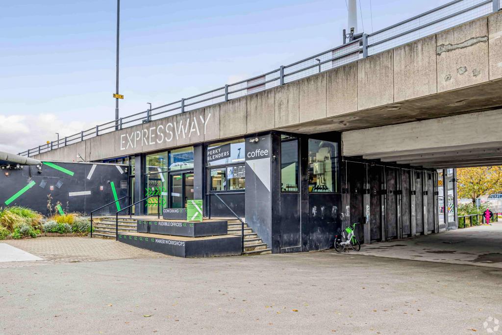 1 Dock Rd - Expressway Office Space for Rent, London E16 1AH