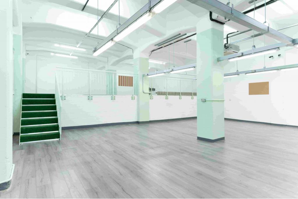 1 Dock Rd - Expressway Office Space for Rent, London E16 1AH