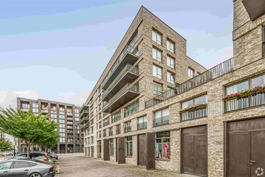 1-18 Lower Dock Walk - Office Space for Rent, London, Greater London E16 2GT