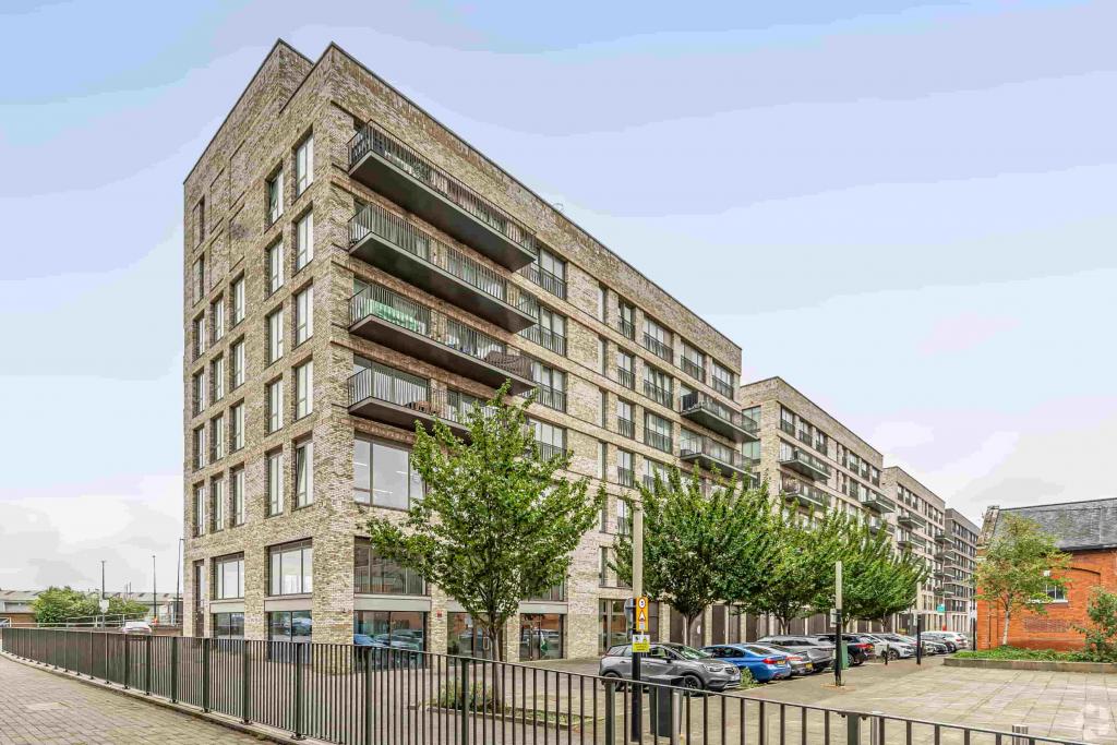 1-18 Lower Dock Walk - Office Space for Rent, London, Greater London E16 2GT