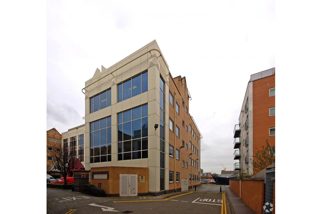 217 Marsh Wall - Cumbrian House Office Space for Rent, London E14 9FJ