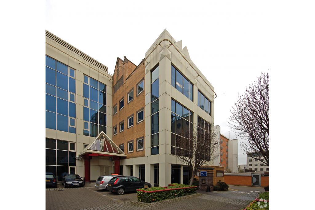 217 Marsh Wall - Cumbrian House Office Space for Rent, London E14 9FJ