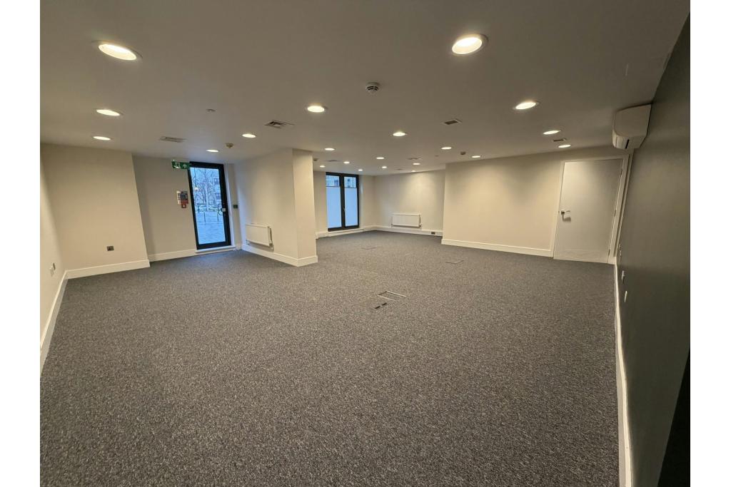Baltimore Wharf - Shopfront Retail/Residential Unit, London E14 9RB