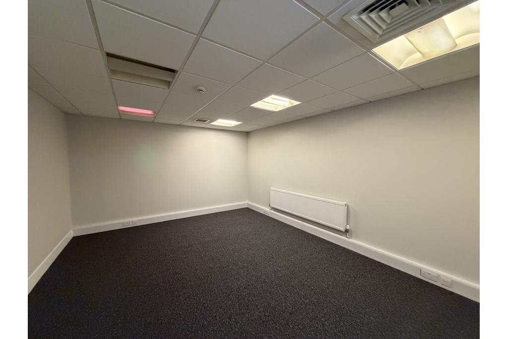 Baltimore Wharf - Shopfront Retail/Residential Unit, London E14 9RB