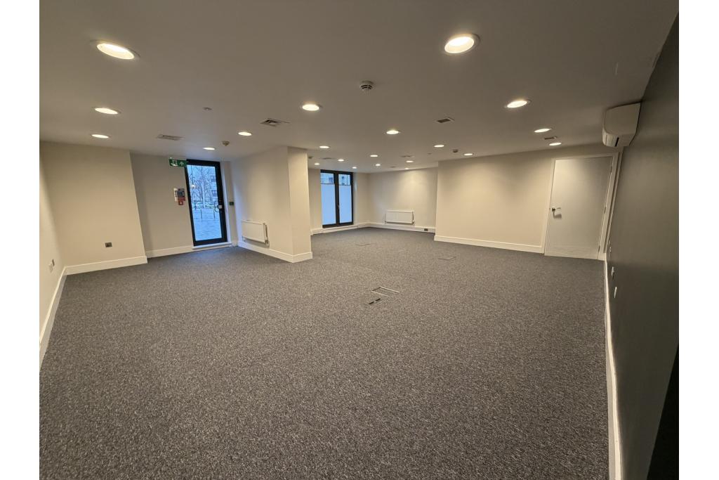 Baltimore Wharf - Shopfront Retail/Residential Unit, London E14 9RB
