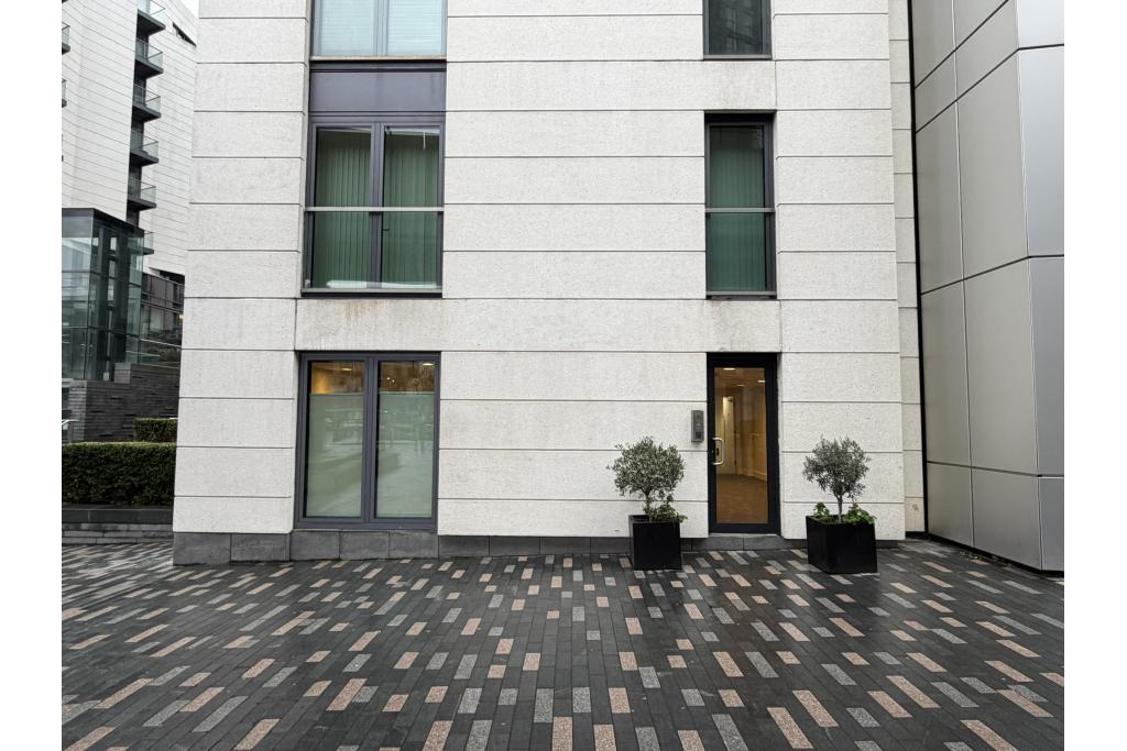 Baltimore Wharf - Shopfront Retail/Residential Unit, London E14 9RB