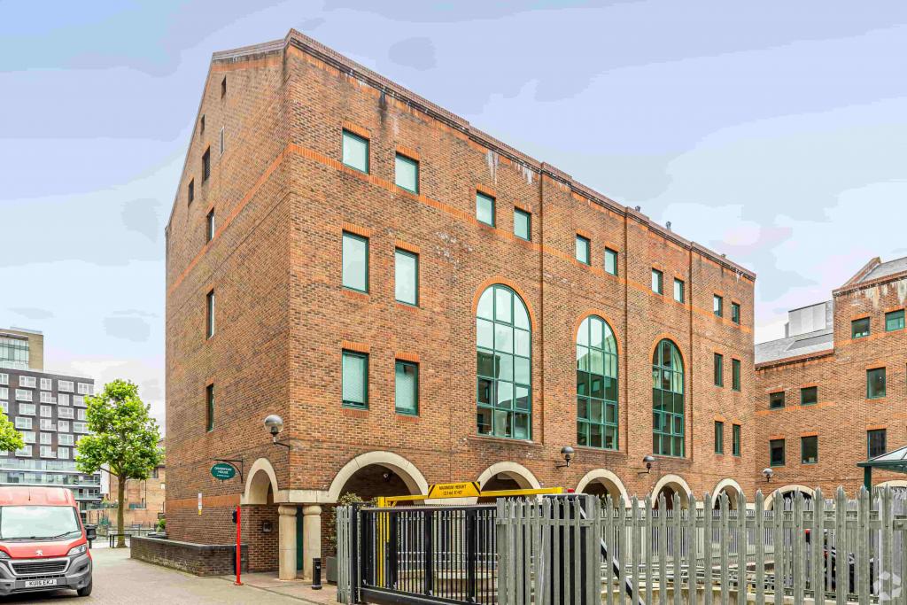Davenport House - Office Space for Rent, London E14 9RP