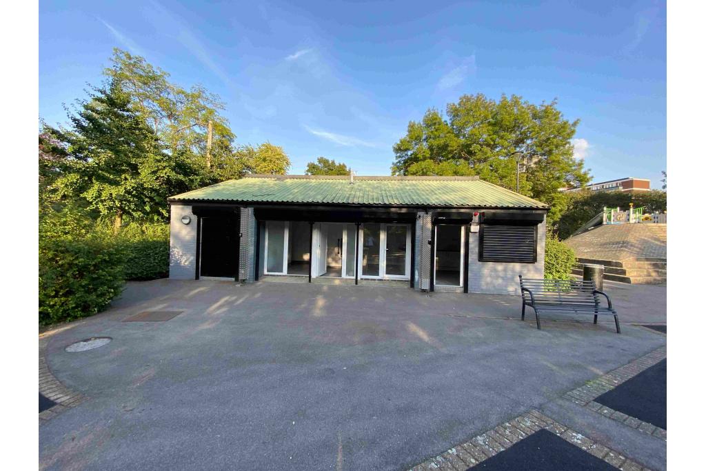 St John's Park Kiosk - Retail Kiosk Space for Rent, London E14 3LN