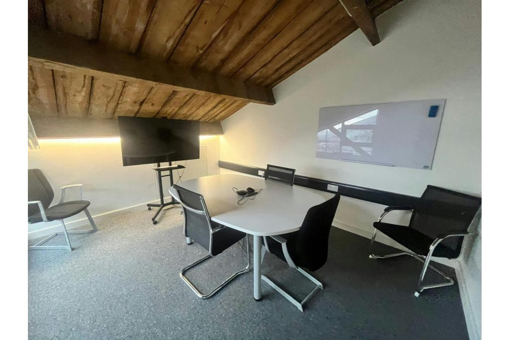 1-4 Western Gateway - Office Space for Rent, Royal Victoria Docks, London E16 1DR