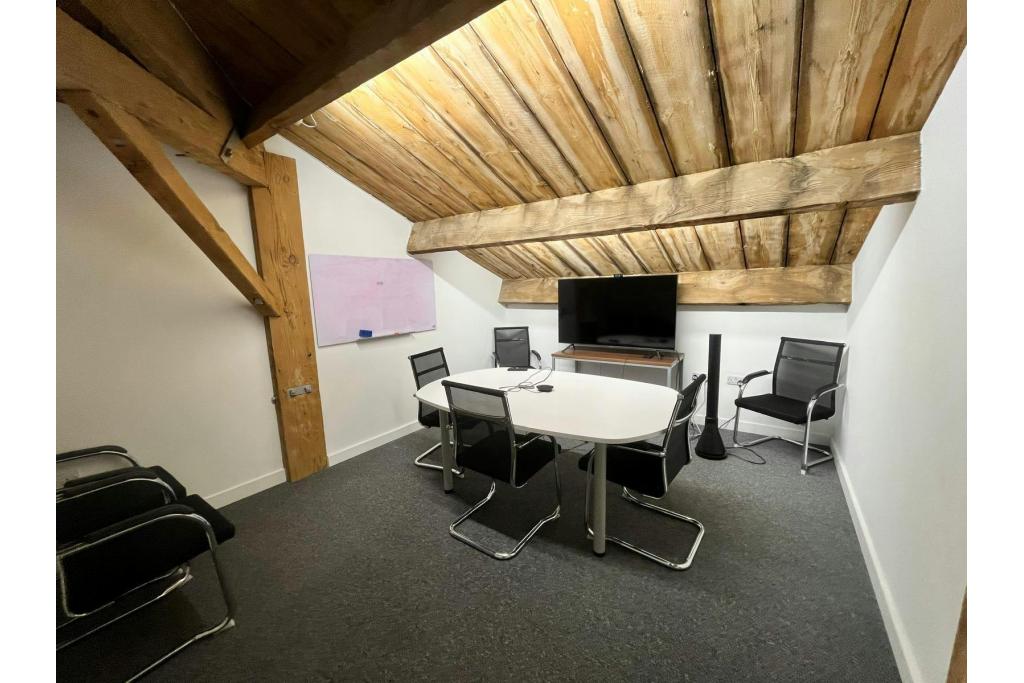 1-4 Western Gateway - Office Space for Rent, Royal Victoria Docks, London E16 1DR