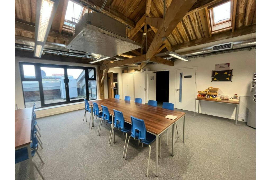 1-4 Western Gateway - Office Space for Rent, Royal Victoria Docks, London E16 1DR