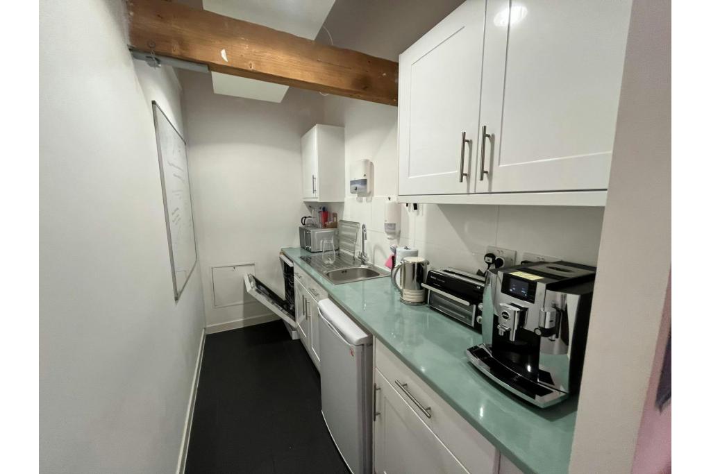 1-4 Western Gateway - Office Space for Rent, Royal Victoria Docks, London E16 1DR