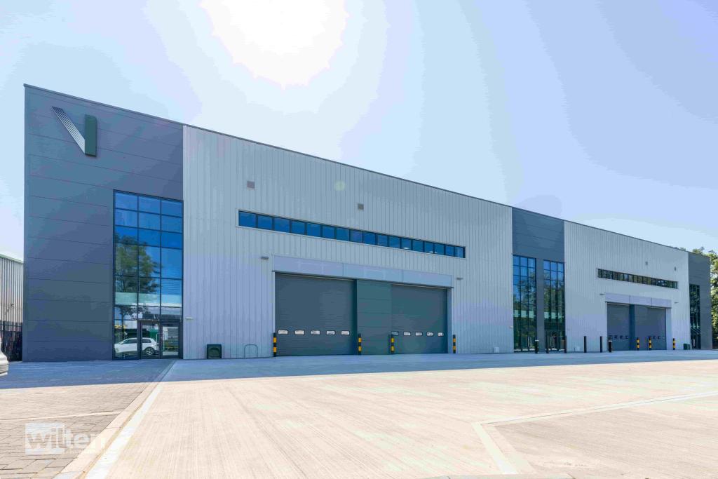 North Crescent - Valor Park 5A Canning Town - Industrial Warehouse Space for Rent, London