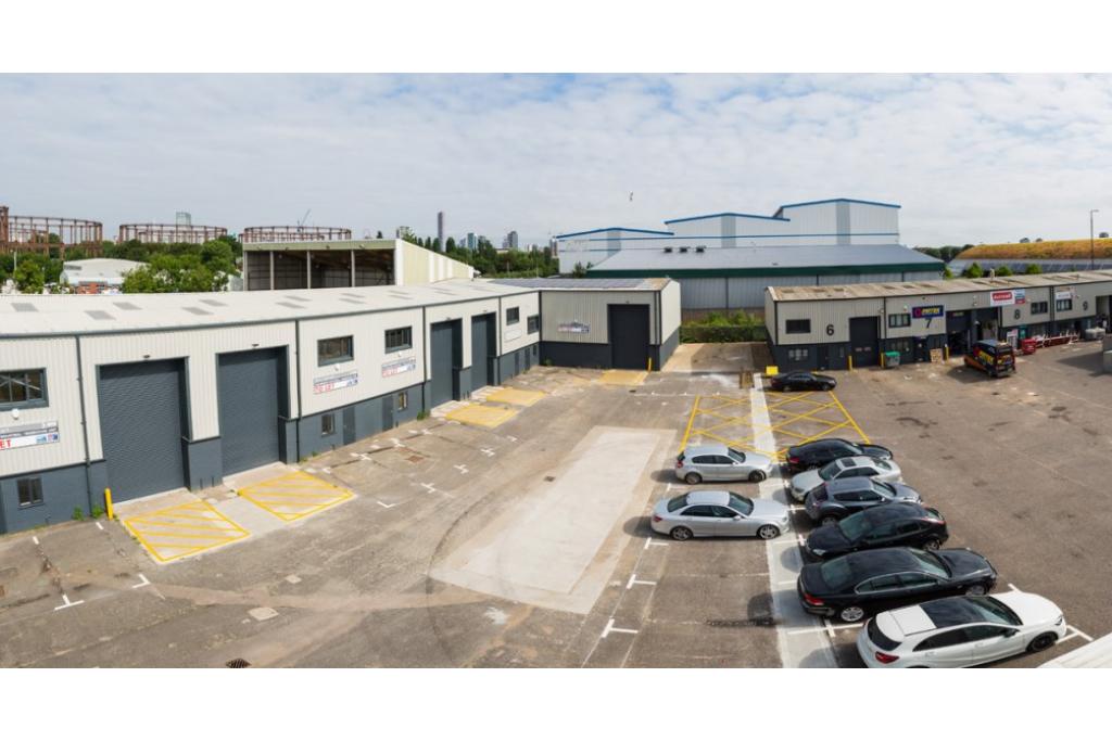 Crescent Court Business Centre - Industrial Warehouse, Canning Town, London E16 4TG
