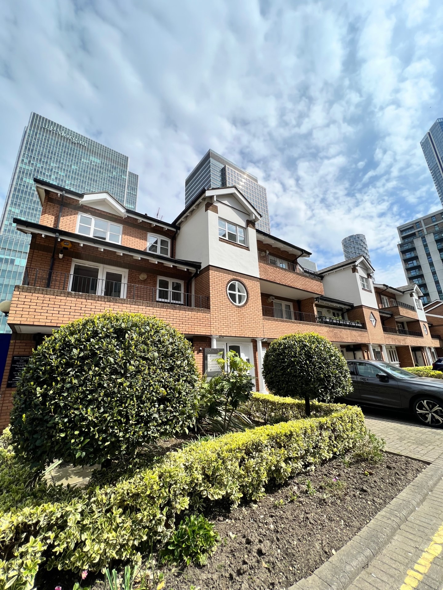 Cochrane House - Office Space, Canary Wharf, London E14 9UD