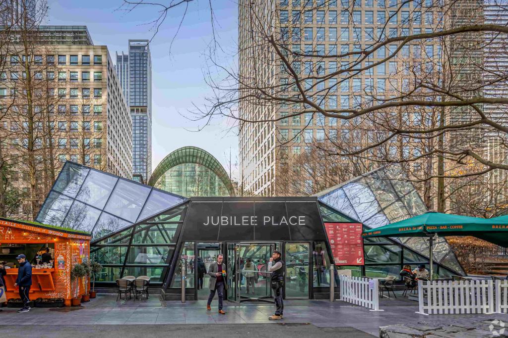 Jubilee Place Mall - Retail Space, Canary Wharf, London E14 5NY