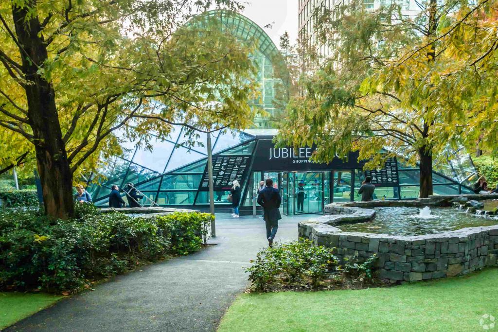 Jubilee Place Mall - Retail Space, Canary Wharf, London E14 5NY