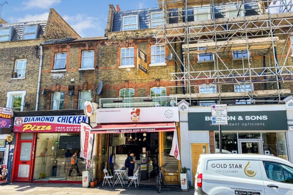 322 Burdett Road - Retail & Residential Unit, Tower Hamlets, London E14 7DL