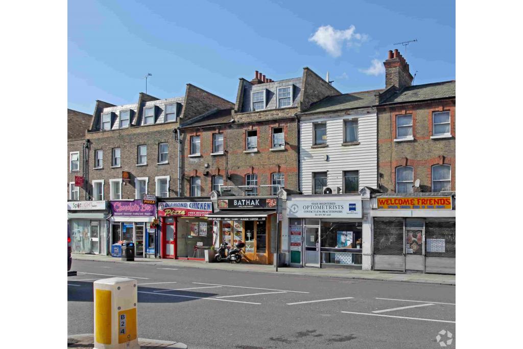 322 Burdett Road - Retail & Residential Unit, Tower Hamlets, London E14 7DL