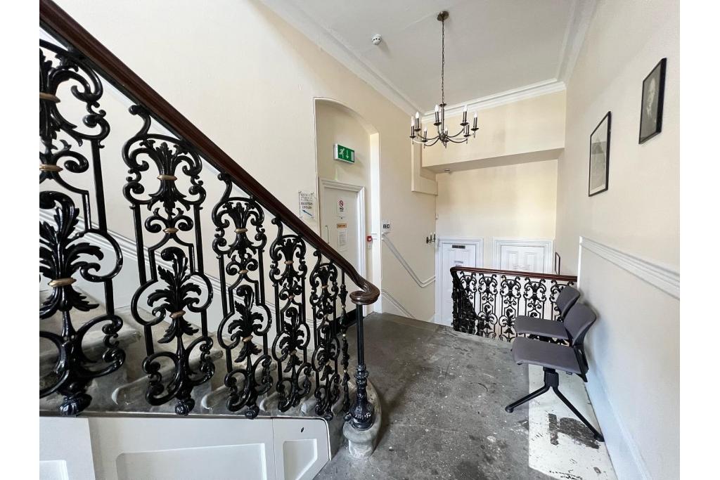 660-664 Commercial Road - Office Space for Rent, London E14 7HA