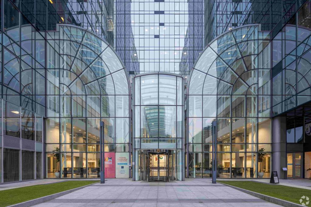 HX1 & 2 Harbour Exchange Square - Exchange Tower Office Space for Rent, Canary Wharf