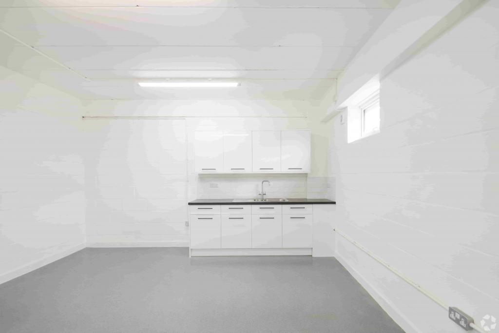 Juno Way - Block A Industrial Warehouse, Lewisham, London SE14 5RW