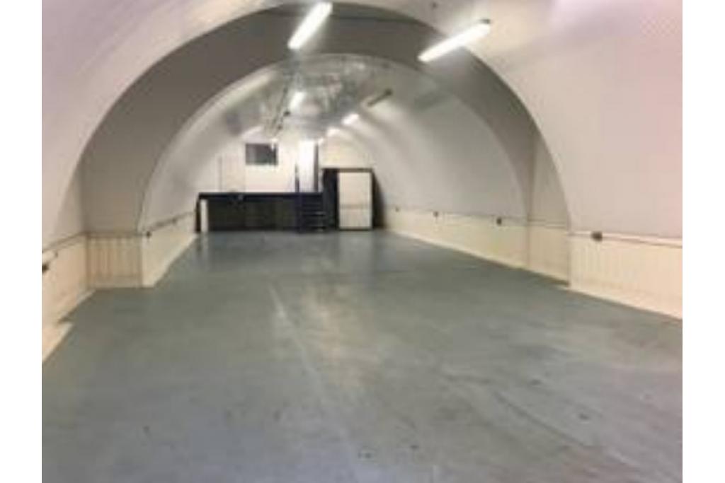 Bellenden Rd - The Bellenden Road Estate Industrial Warehouse, Peckham, London SE15 4QJ