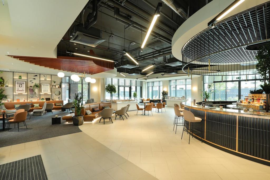High St - Sugar House Island - Ink House Office Space, Stratford, London E15 2LD