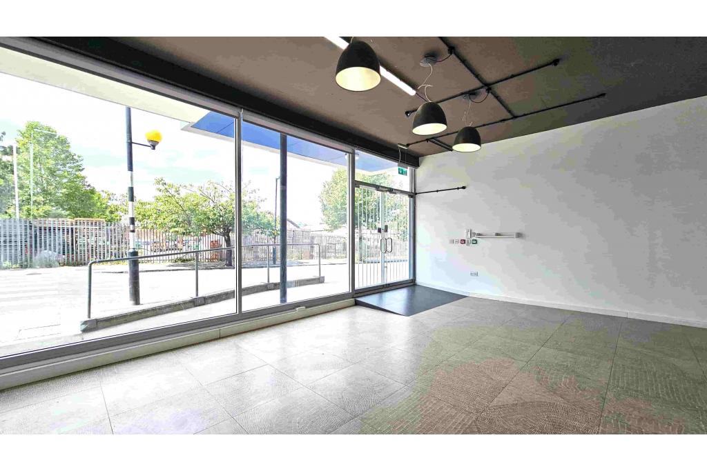41-75 Consort Rd - Shopfront Retail Unit, Peckham Rye, London SE15 3SS