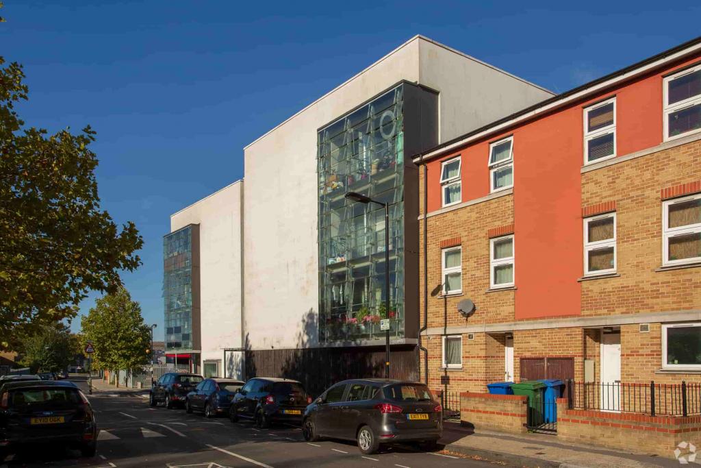 41-75 Consort Rd - Shopfront Retail Unit, Peckham Rye, London SE15 3SS