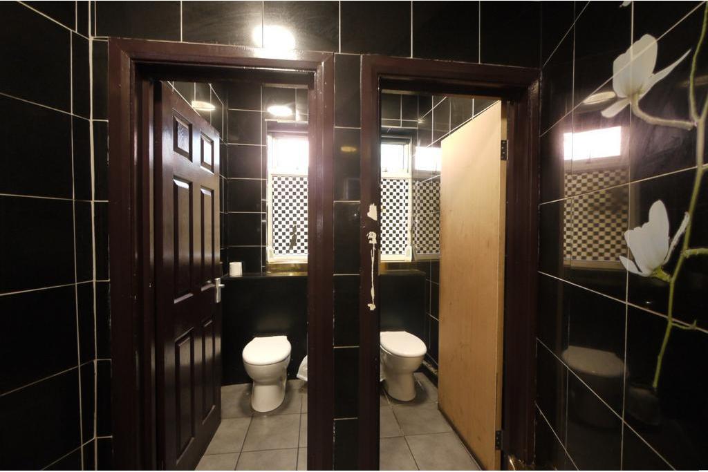 84-90 Leytonstone Rd - Shopfront Retail Unit, Stratford, London E15 1TQ