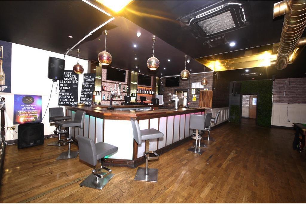 84-90 Leytonstone Rd - Shopfront Retail Unit, Stratford, London E15 1TQ
