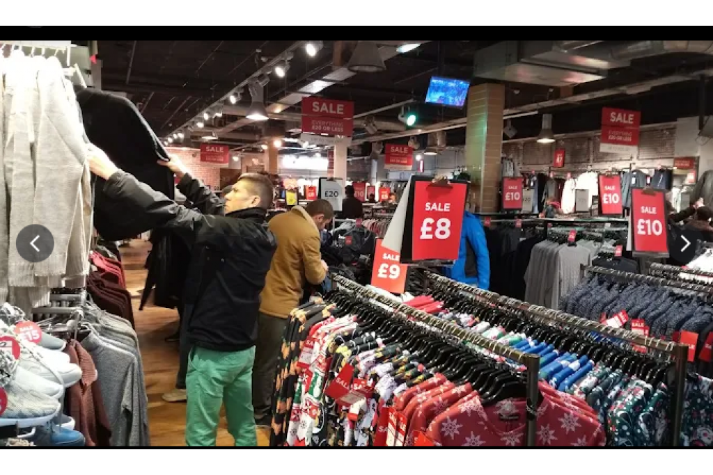 61-62 The Stratford Centre - Retail Units for Rent, Stratford, London E15 1XF