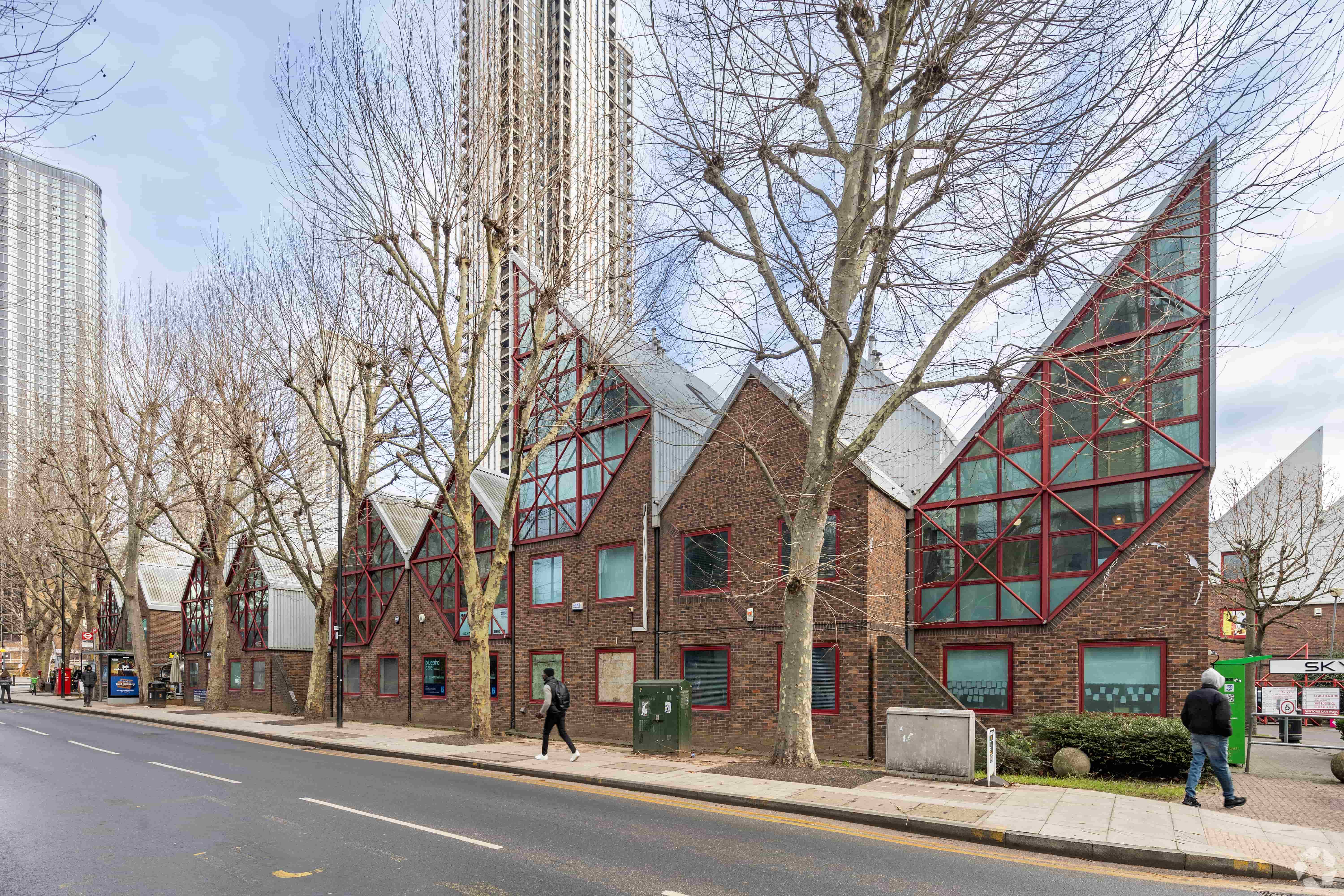Limeharbour - Unit 5-27 Skyline Business Park Office Space for Rent, Canary Wharf, London