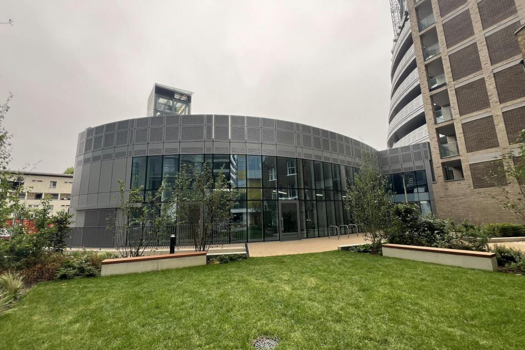 70 Manilla St - Consort Place Office Space for Rent, Canary Wharf, London E14 8LG
