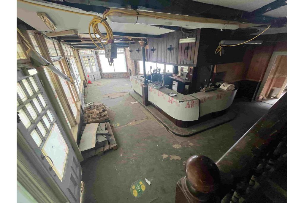 74 Manilla St - North Pole Bar and Nightclub Space for Rent, Canary Wharf, London