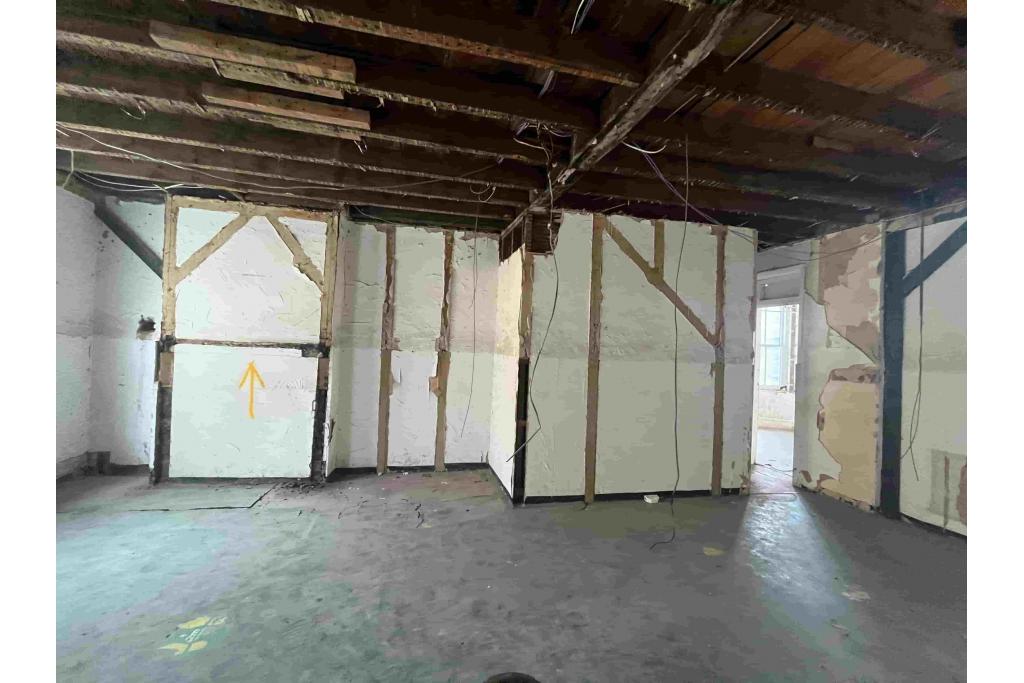 74 Manilla St - North Pole Bar and Nightclub Space for Rent, Canary Wharf, London