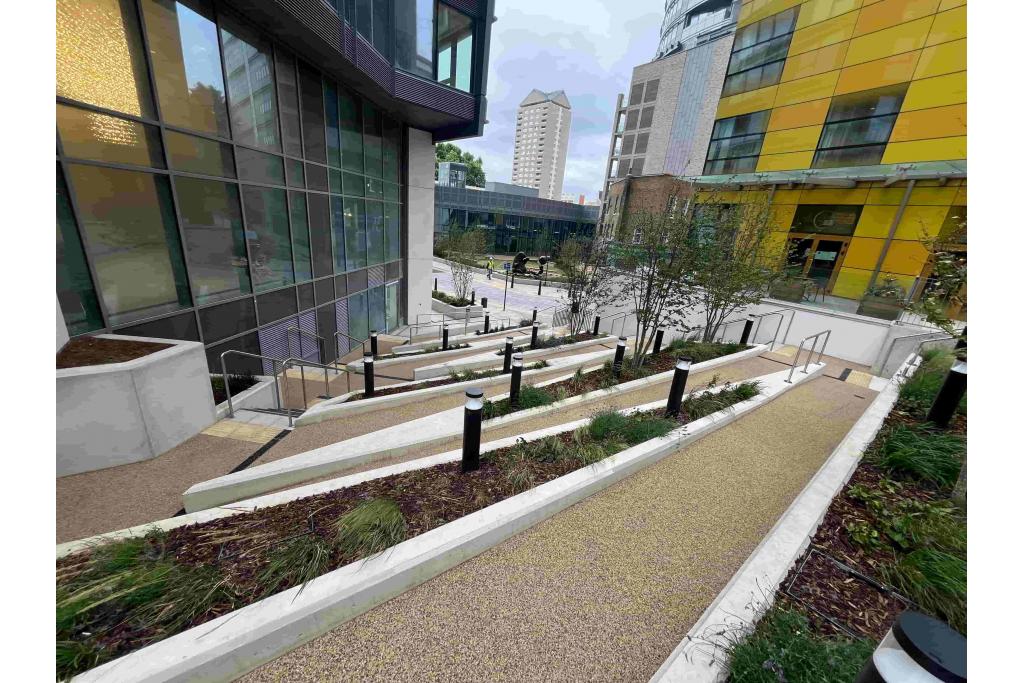 Dorsett Canary Wharf London - Retail Space for Rent, Canary Wharf, London E14 9TP