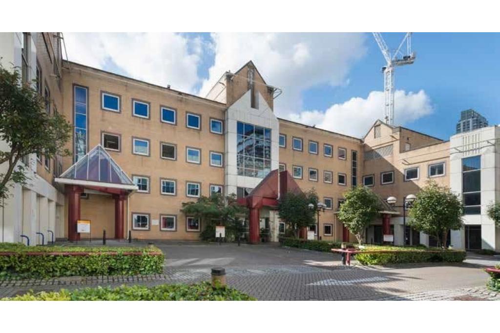 221 Marsh Wall - Moorfoot House Office Space for Rent, Canary Wharf, London E14 9FH