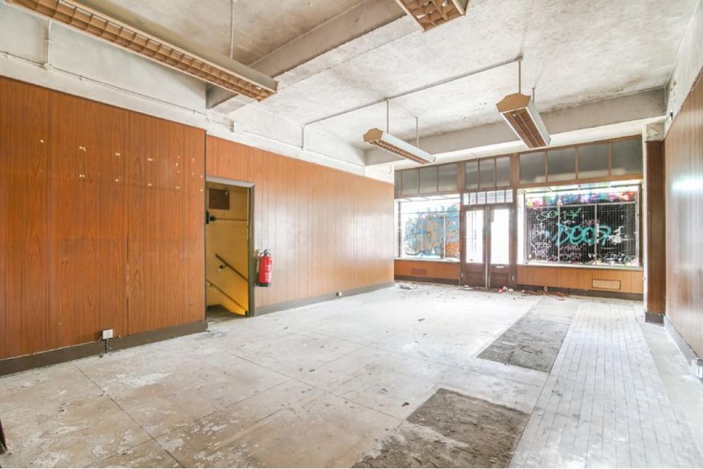 375-377 New Cross Road - Retail Unit for Rent, New Cross, London SE14 6AT