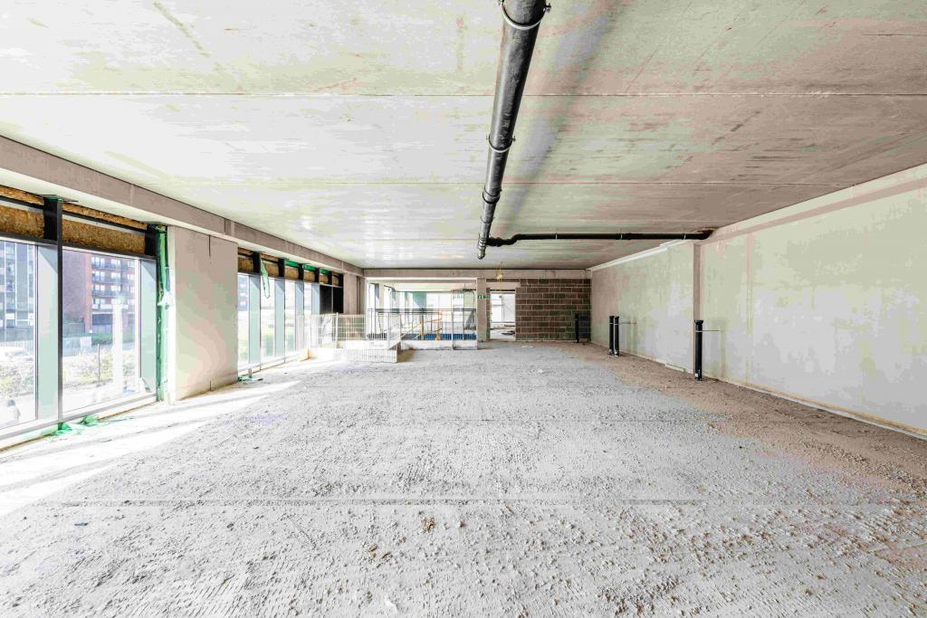 North Woolwich Road - Retail Unit for Rent, Royal Docks, London E16 2BG