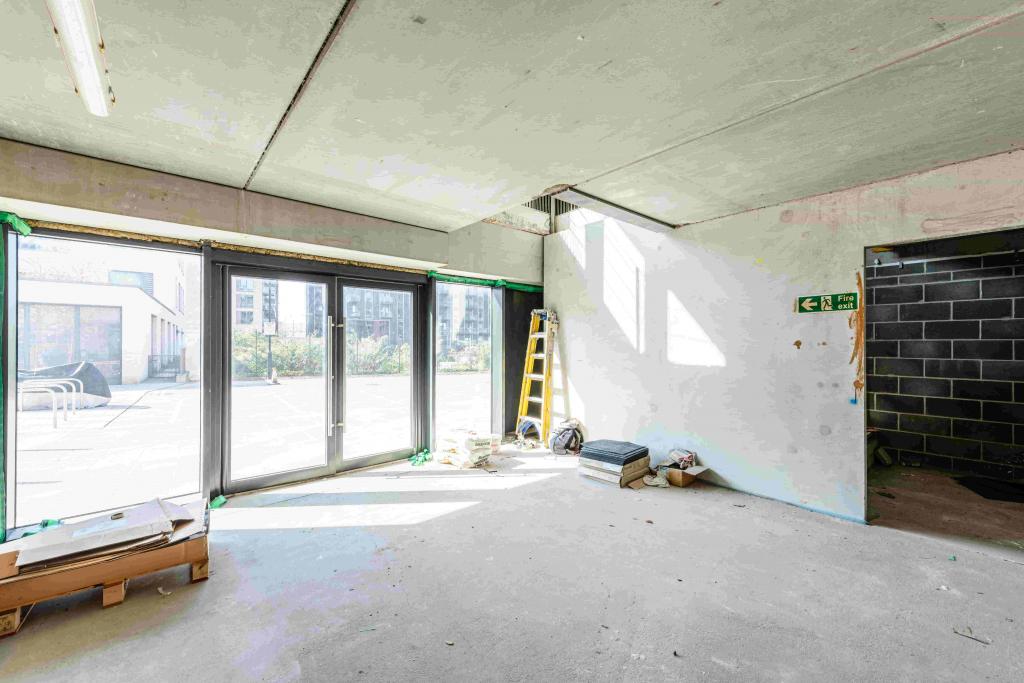 North Woolwich Road - Retail Unit for Rent, Royal Docks, London E16 2BG