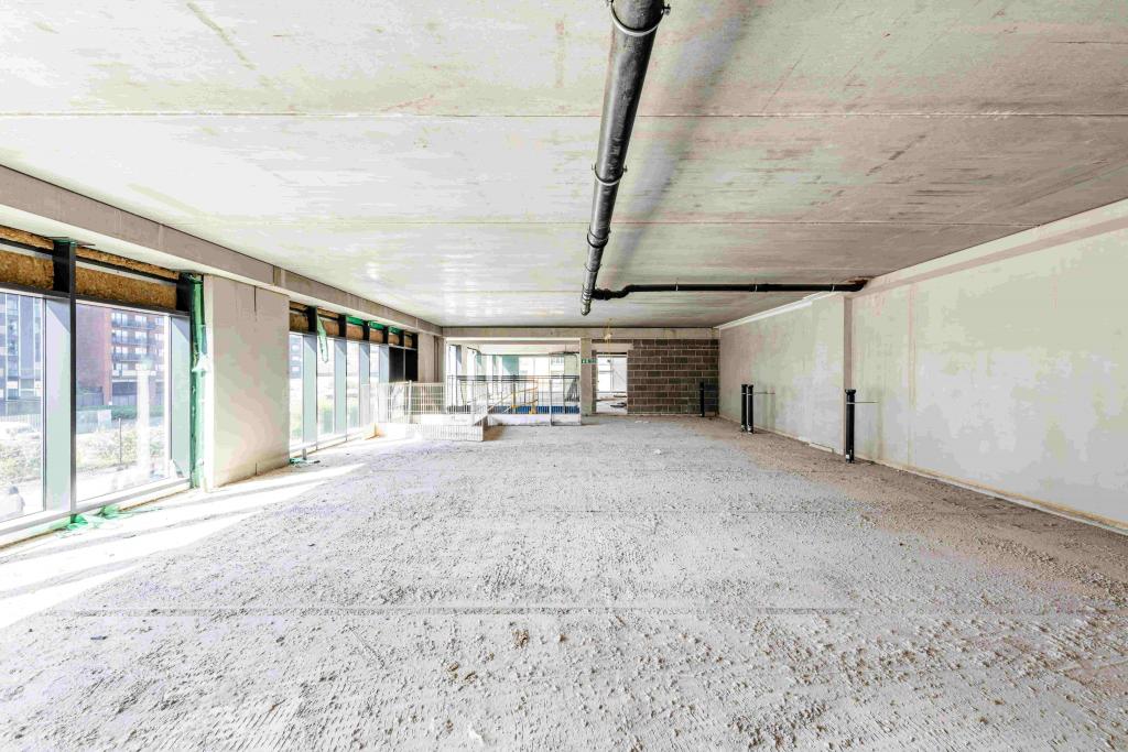 North Woolwich Road - Retail Unit for Rent, Royal Docks, London E16 2BG